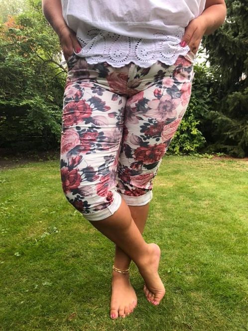 Hovedbilde Karostar Red Flower Capri