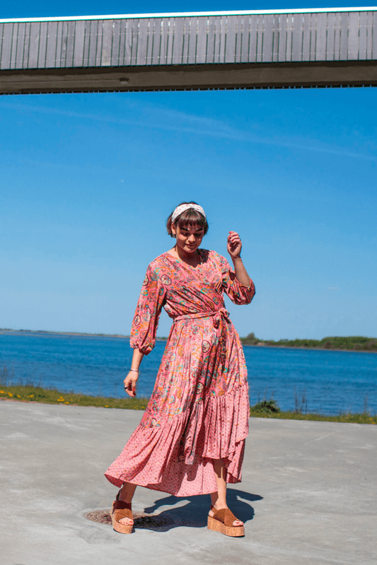 Black Colour Boho Wrap Dress (flere farger)