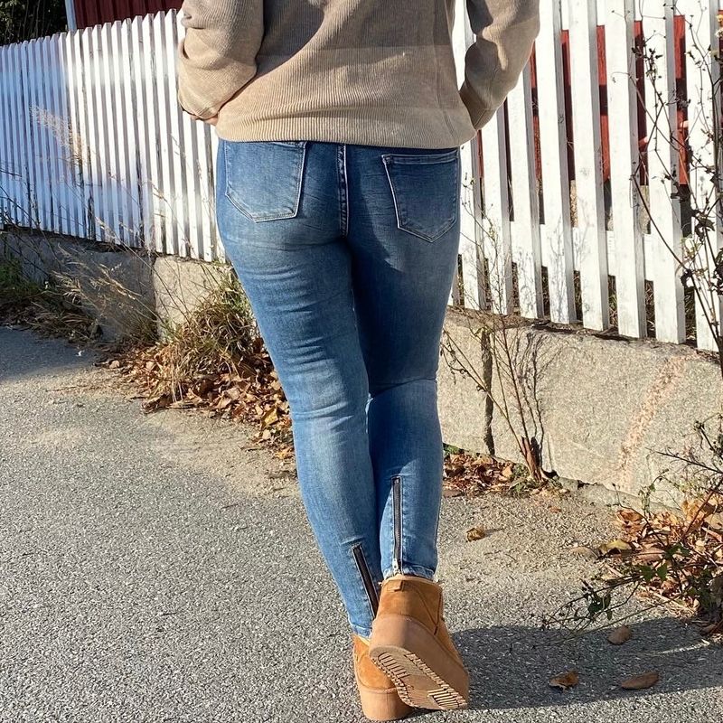 Love Forever Zipper Jeans